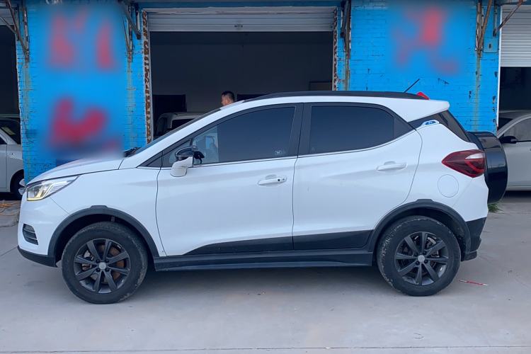 Used BYD Yuan New Energy 2018 EV360 Smart Connect Cool Edition Exterior 5