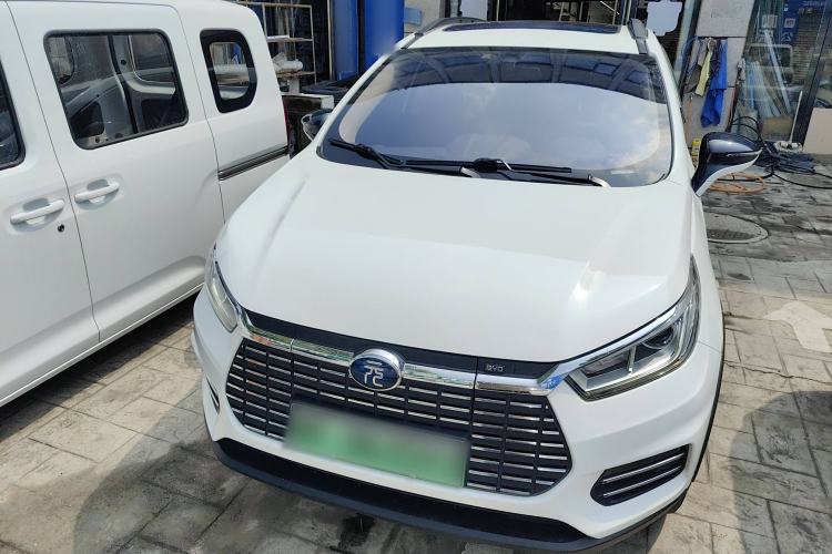 Used BYD Yuan New Energy 2018 EV360 Smart Connect Cool Edition Exterior 5