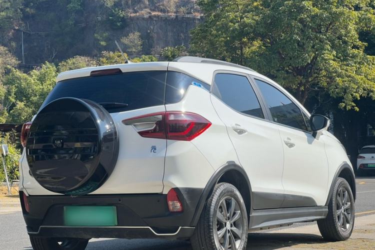 Used BYD Yuan New Energy 2018 EV360 Smart Connect Cool Edition Exterior 5