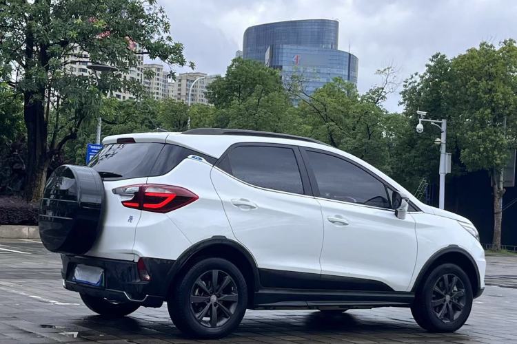 Used BYD Yuan New Energy 2018 EV360 Smart Connect Cool Edition Exterior 5