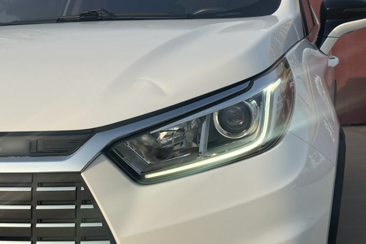 Used BYD Yuan New Energy 2018 EV360 Smart Connect Cool Edition Exterior 7