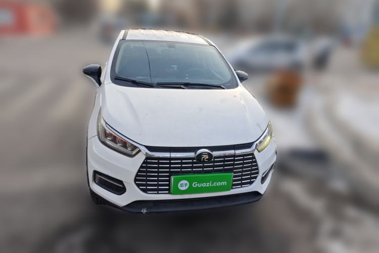 Used BYD Yuan New Energy 2018 EV360 Smart Connect Cool Edition Front