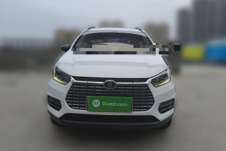 Used BYD Yuan New Energy 2018 EV360 Smart Connect Cool Edition Front