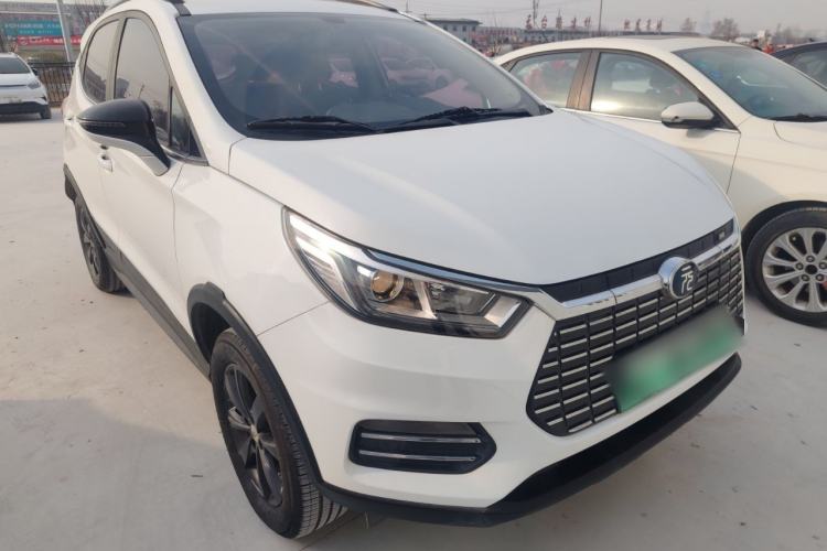 Used BYD Yuan New Energy 2018 EV360 Smart Connect Cool Edition Front Right 45 Deg