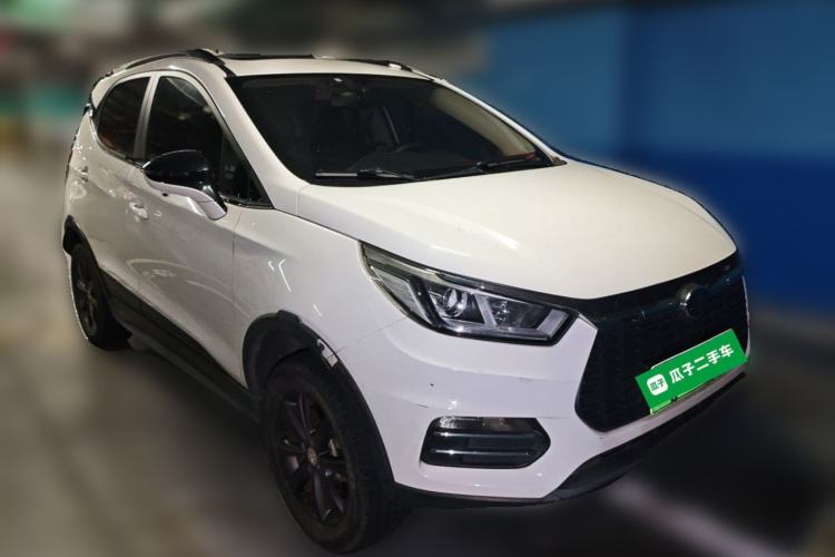 Used BYD Yuan New Energy 2018 EV360 Smart Connect Cool Edition Front Right 45 Deg