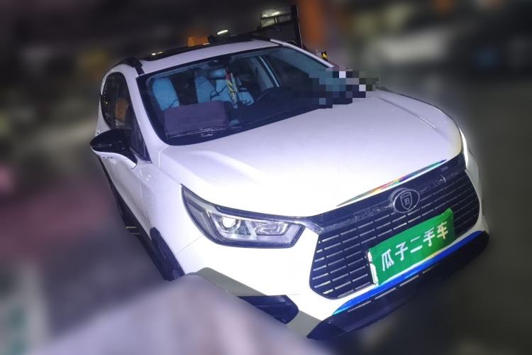 Used BYD Yuan New Energy 2018 EV360 Smart Connect Cool Edition Front Right 45 Deg