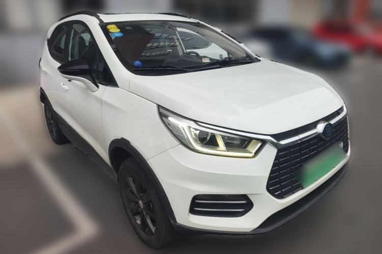 Used BYD Yuan New Energy 2018 EV360 Smart Connect Cool Edition Front Right 45 Deg