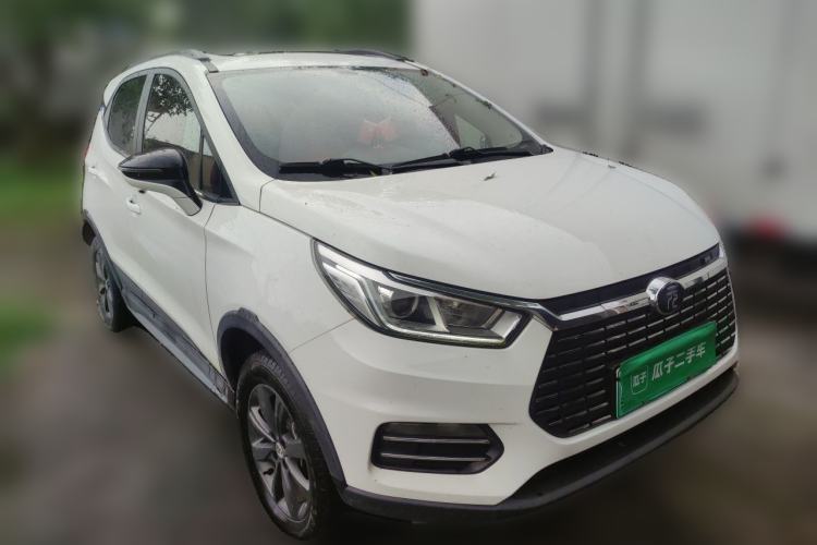 Used BYD Yuan New Energy 2018 EV360 Smart Connect Cool Edition Front Right 45 Deg