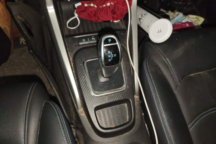 Used BYD Yuan New Energy 2018 EV360 Smart Connect Cool Edition Gear Lever