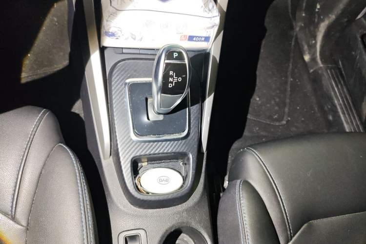 Used BYD Yuan New Energy 2018 EV360 Smart Connect Cool Edition Gear Lever