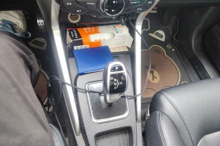Used BYD Yuan New Energy 2018 EV360 Smart Connected Cool Model Gear Lever