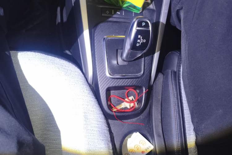 Used BYD Yuan New Energy 2018 EV360 Smart Connect Cool Edition Gear Lever