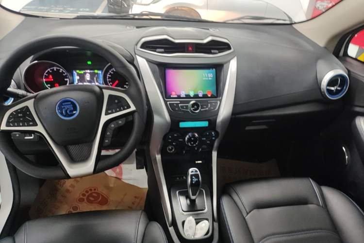 Used BYD Yuan New Energy 2018 EV360 Smart Connect Cool Edition Gear Lever