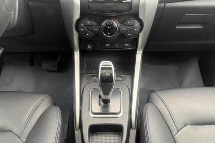 Used BYD Yuan New Energy 2018 EV360 Smart Connected Cool Model Gear Lever
