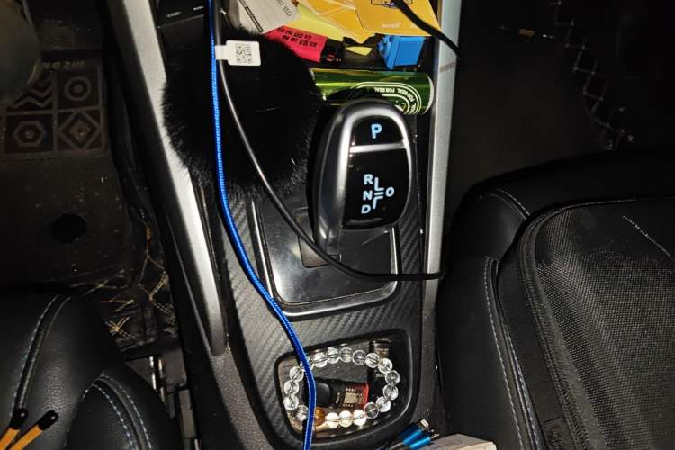 Used BYD Yuan New Energy 2018 EV360 Smart Connect Cool Edition Gear Lever