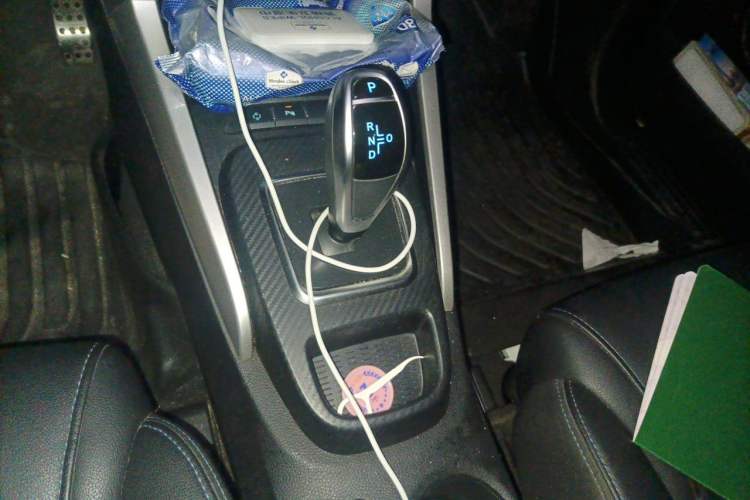 Used BYD Yuan New Energy 2018 EV360 Smart Connect Cool Edition Gear Lever