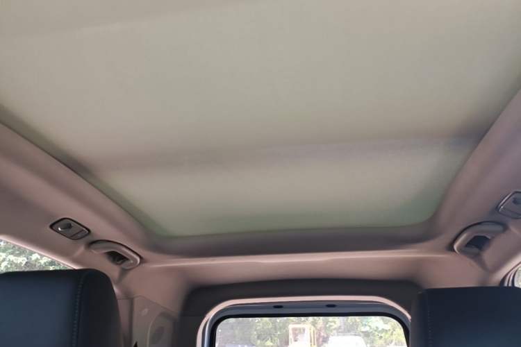 Used BYD Yuan New Energy 2018 EV360 Smart Connected Cool Model Headliner