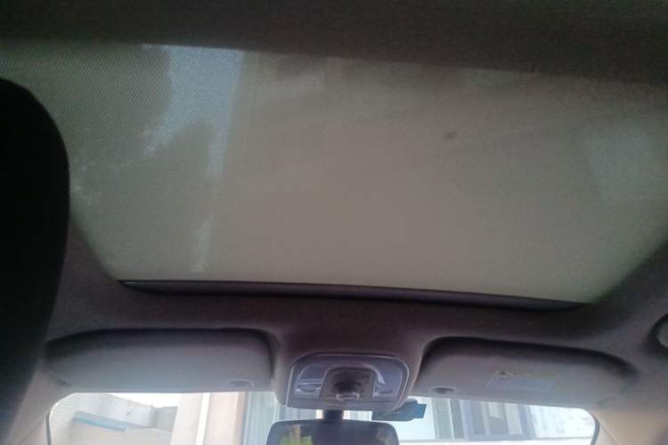 Used BYD Yuan New Energy 2018 EV360 Smart Connected Cool Model Headliner