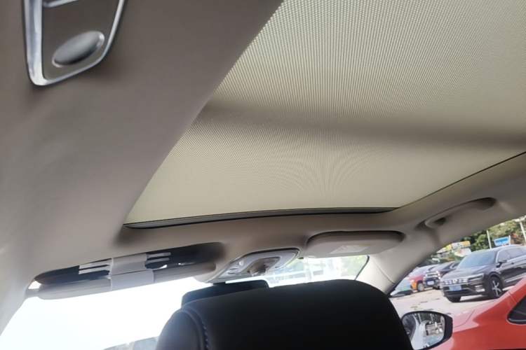 Used BYD Yuan New Energy 2018 EV360 Smart Connect Cool Edition Headliner