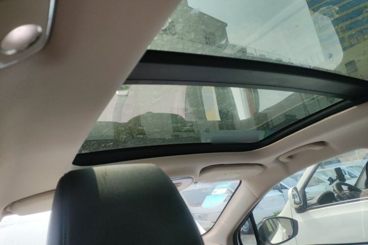 Used BYD Yuan New Energy 2018 EV360 Smart Connected Cool Model Headliner