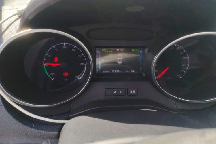 Used BYD Yuan New Energy 2018 EV360 Smart Connect Cool Edition Instrument Cluster