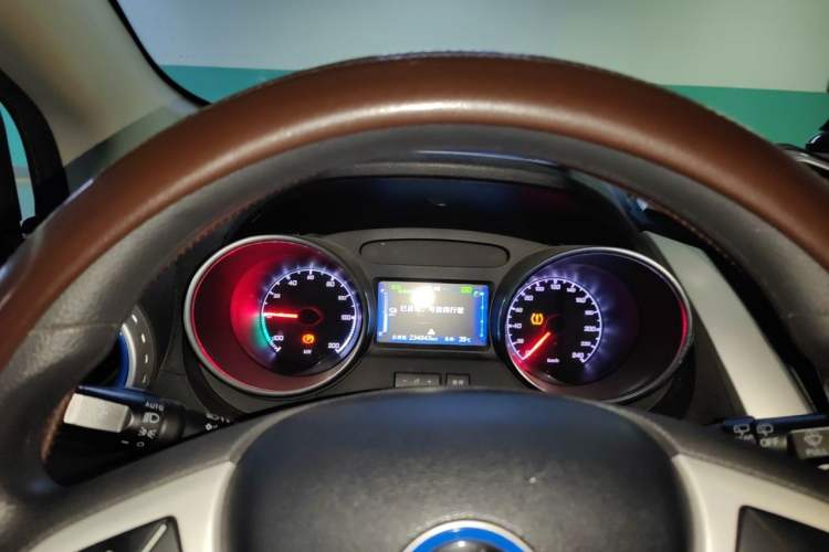 Used BYD Yuan New Energy 2018 EV360 Smart Connected Cool Model Instrument Cluster