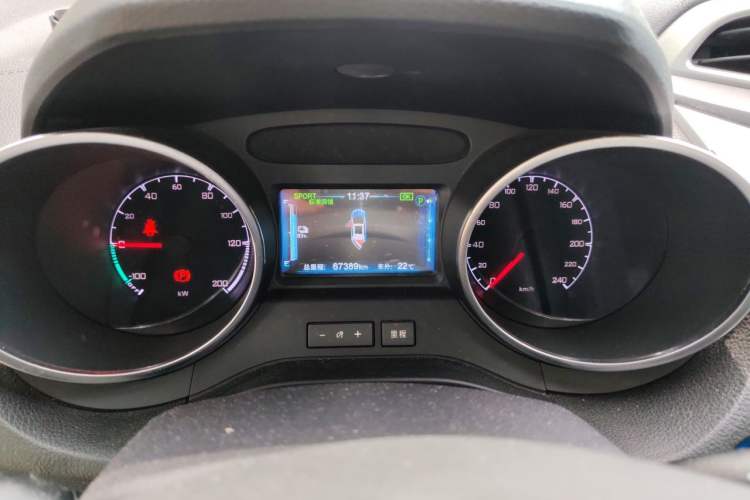 Used BYD Yuan New Energy 2018 EV360 Smart Connected Cool Model Instrument Cluster