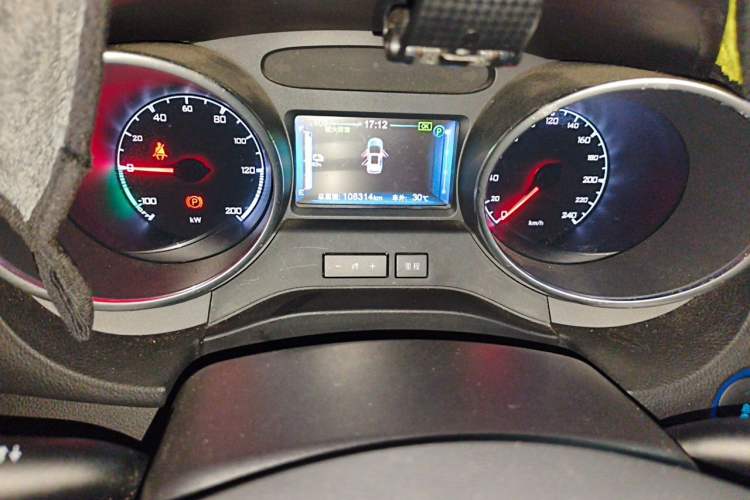 Used BYD Yuan New Energy 2018 EV360 Smart Connected Cool Model Instrument Cluster