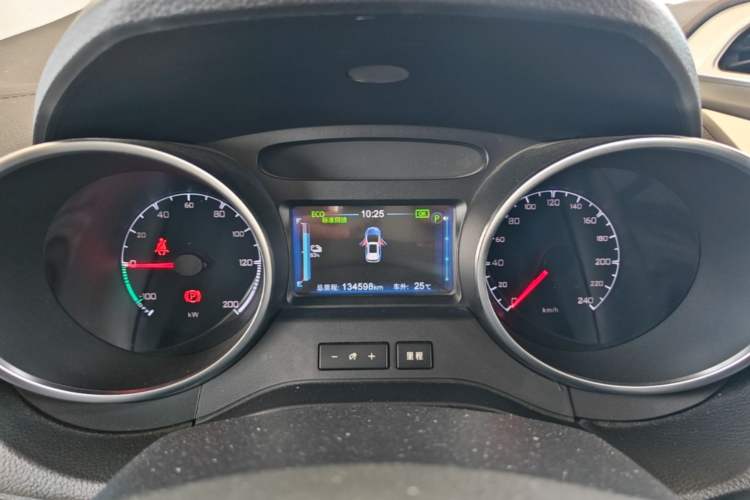 Used BYD Yuan New Energy 2018 EV360 Smart Connect Cool Edition Instrument Cluster
