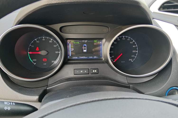 Used BYD Yuan New Energy 2018 EV360 Smart Connect Cool Edition Instrument Cluster