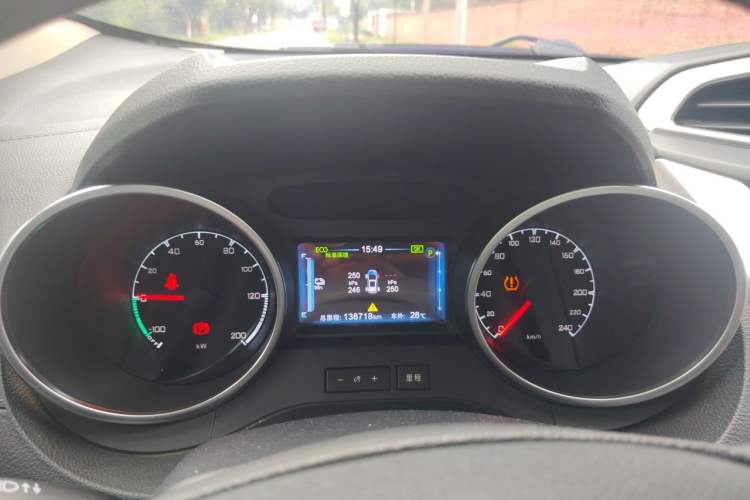Used BYD Yuan New Energy 2018 EV360 Smart Connected Cool Model Instrument Cluster