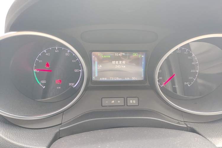 Used BYD Yuan New Energy 2018 EV360 Smart Connect Cool Edition Instrument Cluster