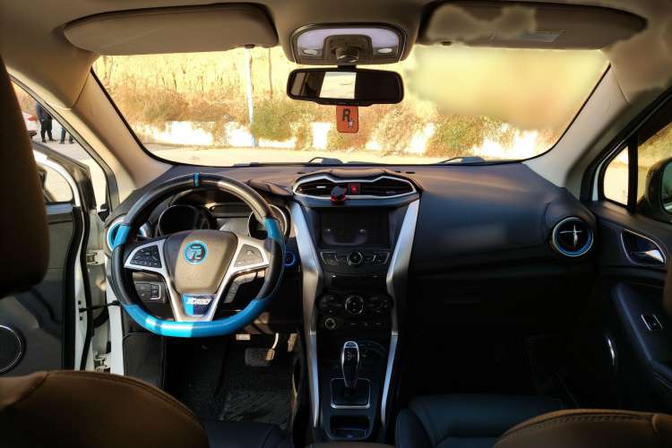 Used BYD Yuan New Energy 2018 EV360 Smart Connect Cool Edition Interior 1