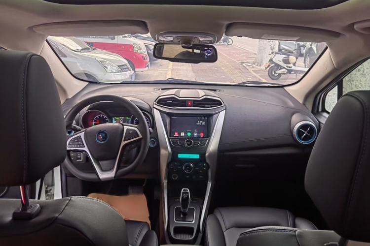 Used BYD Yuan New Energy 2018 EV360 Smart Connect Cool Edition Interior 1