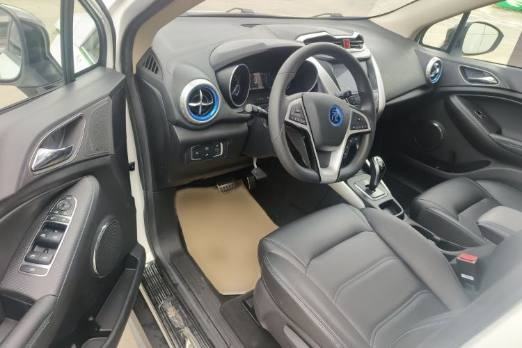 Used BYD Yuan New Energy 2018 EV360 Smart Connect Cool Edition Interior 2