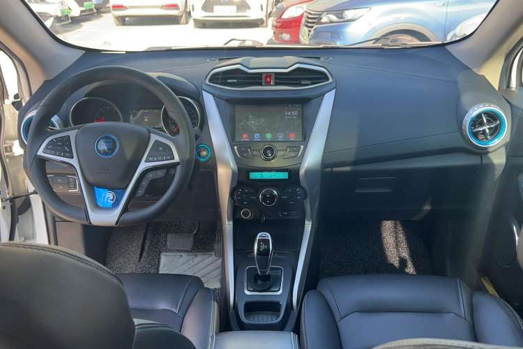 Used BYD Yuan New Energy 2018 EV360 Smart Connect Cool Edition Interior 3
