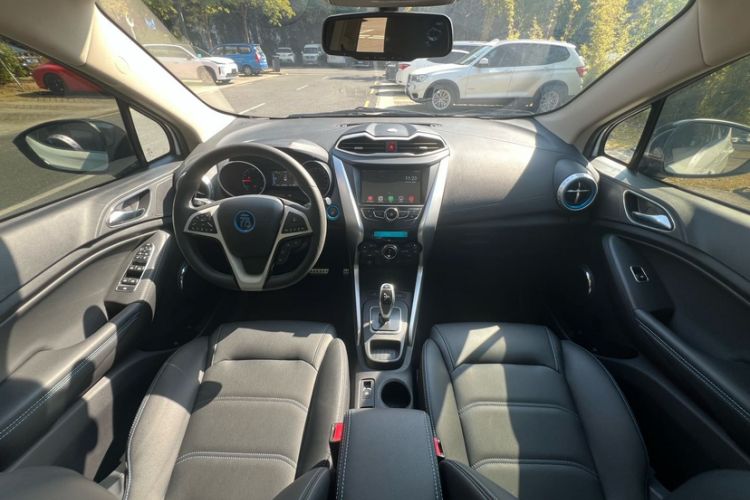 Used BYD Yuan New Energy 2018 EV360 Smart Connect Cool Edition Interior 4