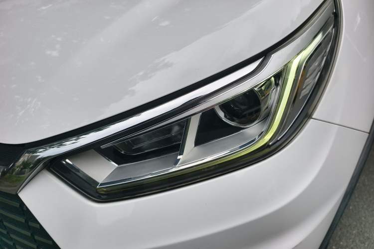 Used BYD Yuan New Energy 2018 EV360 Smart Connect Cool Edition Left Front Headlight