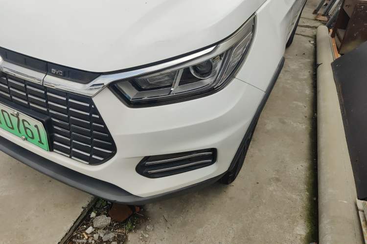 Used BYD Yuan New Energy 2018 EV360 Smart Connect Cool Edition Left Front Headlight