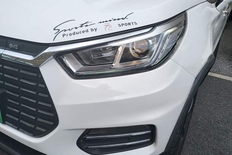 Used BYD Yuan New Energy 2018 EV360 Smart Connect Cool Edition Left Front Headlight