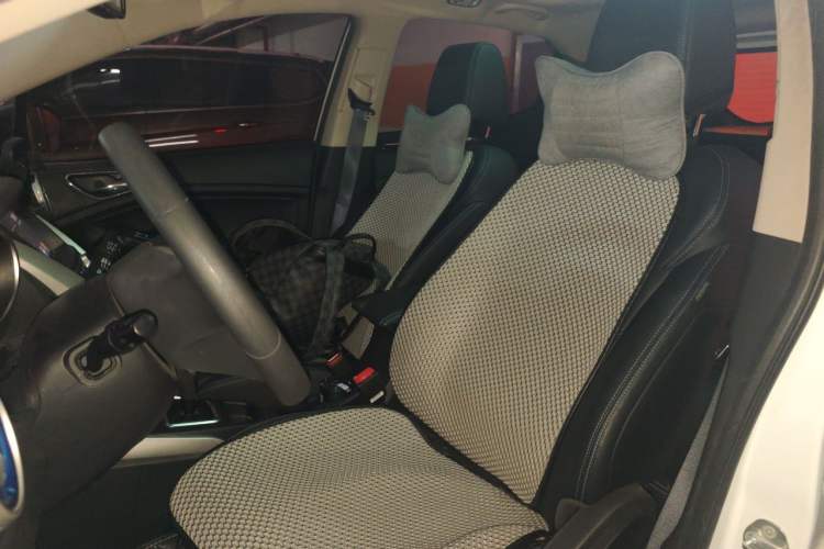 Used BYD Yuan New Energy 2018 EV360 Smart Connect Cool Edition Left Front Seat