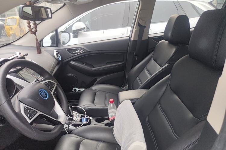 Used BYD Yuan New Energy 2018 EV360 Smart Connected Cool Model Left Front Seat