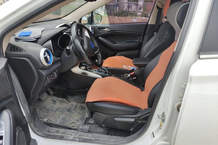 Used BYD Yuan New Energy 2018 EV360 Smart Connect Cool Edition Left Front Seat