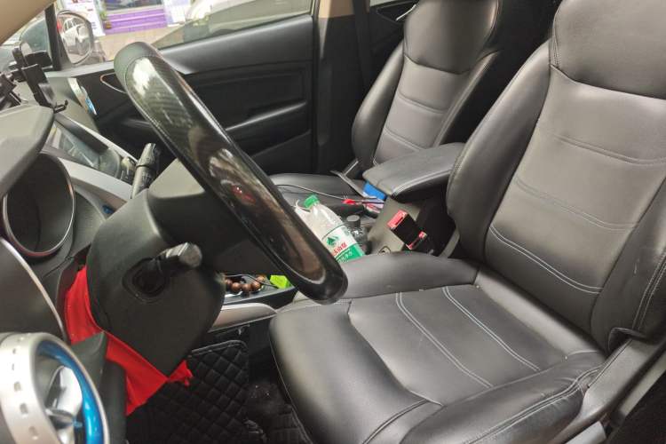 Used BYD Yuan New Energy 2018 EV360 Smart Connect Cool Edition Left Front Seat