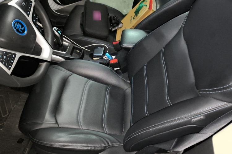 Used BYD Yuan New Energy 2018 EV360 Smart Connected Cool Model Left Front Seat