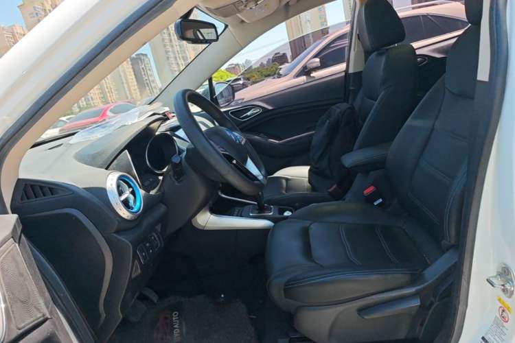 Used BYD Yuan New Energy 2018 EV360 Smart Connect Cool Edition Left Front Seat