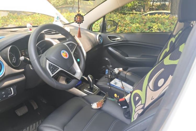 Used BYD Yuan New Energy 2018 EV360 Smart Connect Cool Edition Left Front Seat