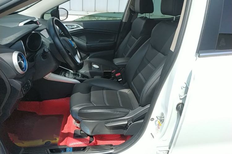 Used BYD Yuan New Energy 2018 EV360 Smart Connect Cool Edition Left Front Seat
