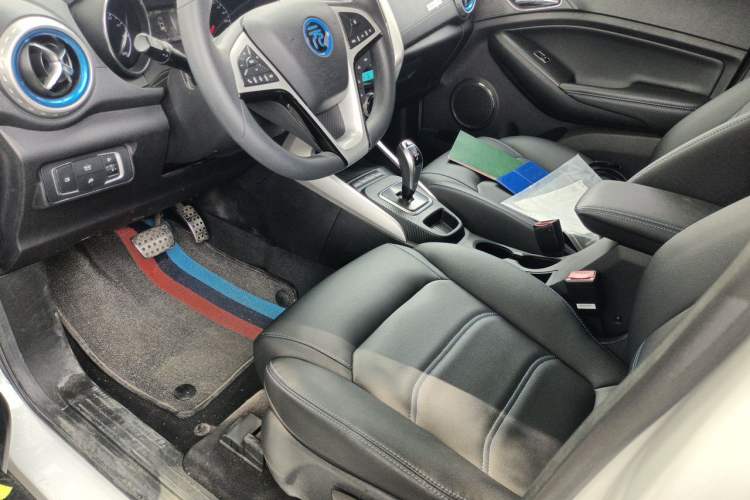 Used BYD Yuan New Energy 2018 EV360 Smart Connect Cool Edition Left Front Seat