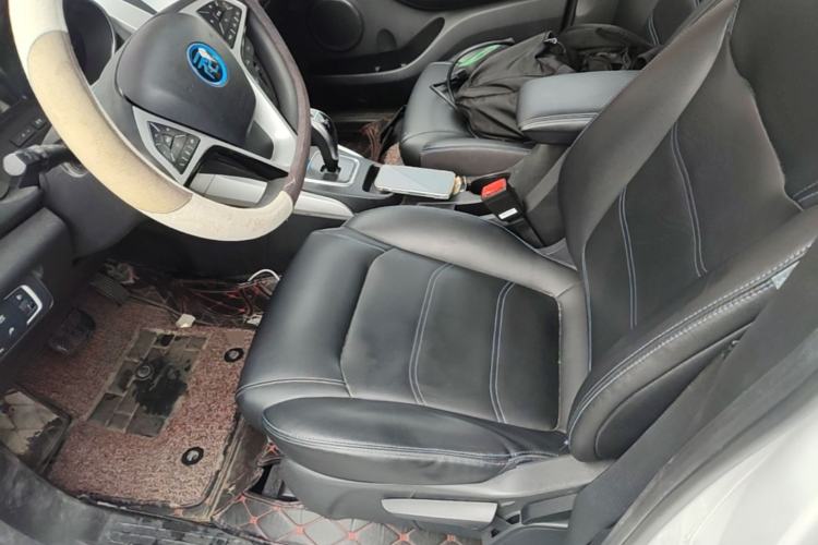 Used BYD Yuan New Energy 2018 EV360 Smart Connected Cool Model Left Front Seat